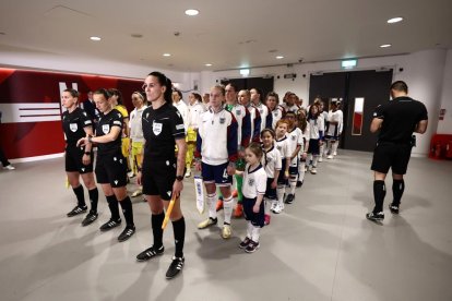 Ainhoa Fernández, poc abans del partit a Wembley.