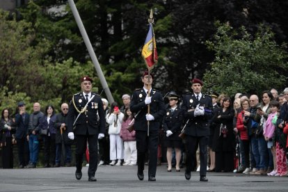 Acte d'honor a la bandera avui en la celebració de la patrona del cos de policia