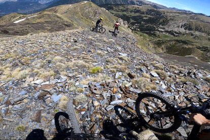 Ciclistes a la zona controlada.