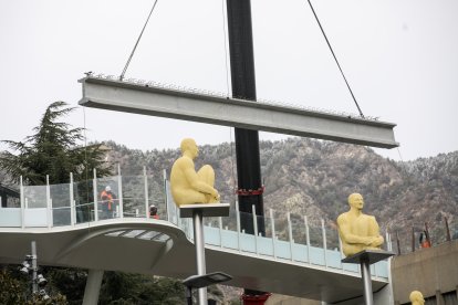 Obres de construcció del viaducte de doctor Vilanova.