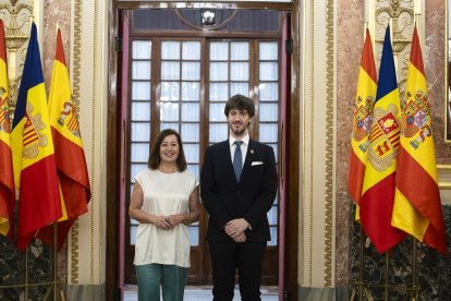 La presidenta Armengol, amb Ensenyat.