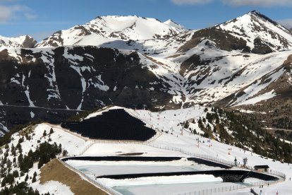 El parc solar del Planell de la Tossa, una de les zones en disputa.