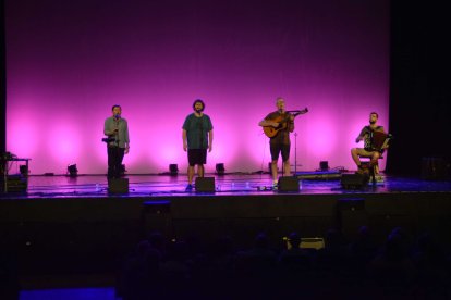 Un instant de la cantada d'havaneres amb Xarxa emmarcat en el programa de la festa Major d'Escaldes-Engordany 2024.