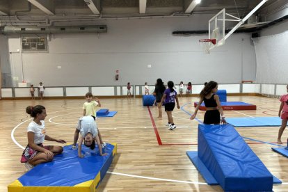 Activitat de gimnàstica a les jornades.