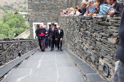 Arribada del Copríncep Episcopal al Santuari de Meritxell