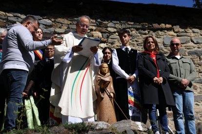 El mossèn Toni durant l'aplec de Sant Romà dels Vilars