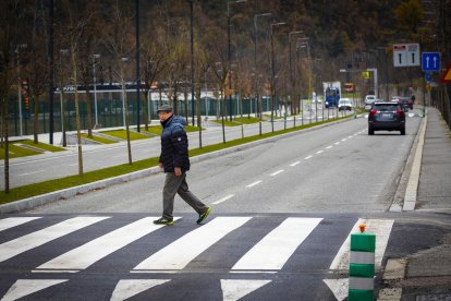 Un pas de vianants de l'avinguda Enclar