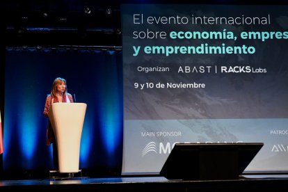 Conxita Marsol durant la seva intervenció a l'Andorra Economic Forum