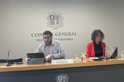 Pere Baró i Judith Casal durant la roda de premsa