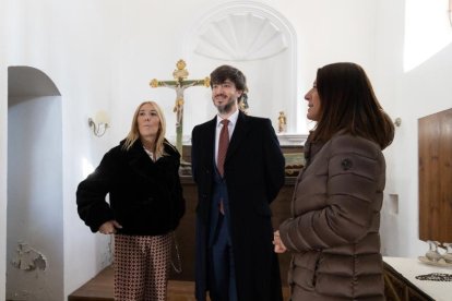 Els síndics generals en la visita a Ordino amb la cònsol major de la parròquia, Maria del Mar Coma