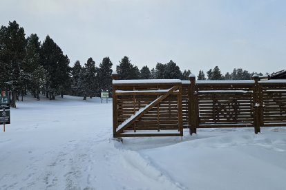 Naturland inicia la temporada d'hivern gràcies a la nevada del cap de setmana