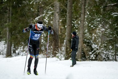 Irineu Esteve durant els 15 quilòmetres clàssics del Tour de Ski celebrats ahir.