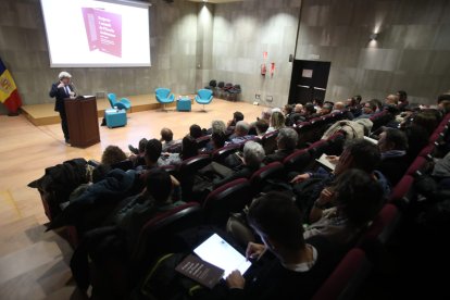 Ladislau Baró durant la presentació del llibre 'Projecte i creació de l'Escola Andorrana'