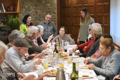 Els padrins de Canillo celebrant la festa de la Candelera