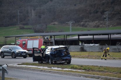 El cotxe que va provocar l’accident.