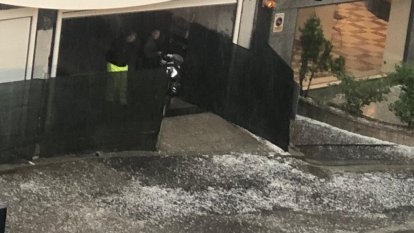 La pedregada a l'avinguda Tarragona d'Andorra la Vella