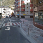 L'avinguda de les Escoles amb el carrer Santa Anna