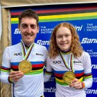 Hatherly i Pieterse amb les medalles.