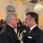 Joan-Enric Vives i Emmanuel Macron ahir a París