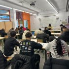 Els alumnes de l'escola andorrana de segona ensenyança de Santa Coloma durant el concurs