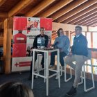 Jordi Fernández, Meritxell Benito i David Ledesma durant la presentació del segon sopar solidari de Creu Roja