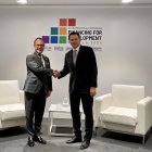 Xavier Espot i el primer ministre de Portugal, Luís Montenegro, a la IV Conferència sobre el Desenvolupament de Finançament de l'ONU