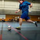 Una jugadora de la selecció andorrana de futbol sala Special Olympics.