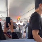 Incendi en un avió.