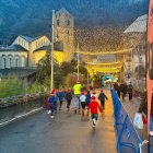La plaça del Poble acull per primer cop la Cursa del Petit Santa Claus d’Andorra la Vella.