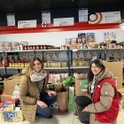 Blanca Lapuente, representant de Connectand i Carine Lecrec de la Creu Roja Andorrana.