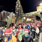 Sortida de la cursa absoluta a la plaça de la Germandat.