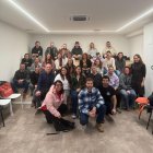 Diversos dels professionals durant la formació.