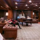 El torero Fran Rivera i Lourdes Montes gaudeixen d'una escapada familiar a Andorra.