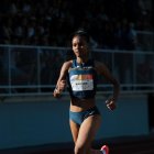 L'atleta Cristina Martins corrent.