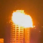 L'impacte d'un dron iranià en un edifici residencial a Bahrain.