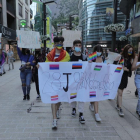 Una quarantena de joves es concreten pels drets LGTBIQ+