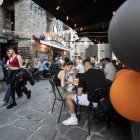 La població gaudint de les activitats i l'ambient festiu