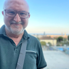 El periodista Sergi Mas al barri del Guinardó, a Barcelona.