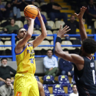 Nikos Chougkaz en un duel de la Champions League del curs passat.