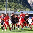 L’FC Santa Coloma va superar el campió, la UE, al derbi colomenc.