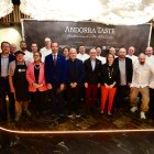 Autoritats amb xefs al sopar d'inauguració de l'Andorra Taste aquesta nit