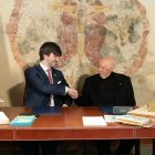 Carles Ensenyat i Casimir Arajol han signat el conveni avui