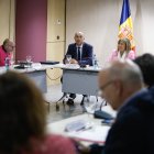 Reunió del Consell Econòmic i Social amb la ministra de Presidència, Economia, Treball i Habitatge,Conxita Marsol i el secretari d'Estat Jordi Puy.