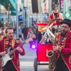 El Shop in Andorra porta al carrer divuit DJ i grups del país