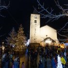 Encesa de llums a la plaça de l'església de la Masssana