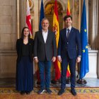 Olalla Losada i Sergi González amb Jaume Collboni