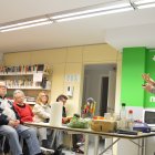 La dietista i nutricionista Marta Pons, durant el taller que ha tingut lloc aquest dilluns a L'espai.