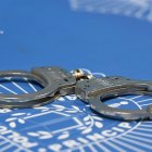 Unes manilles de la policia.