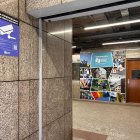 Accés a l’aparcament de Prat de la Creu.