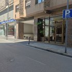 Lloc de l'accident entre el patinet i un cotxe al carrer Pere d'Urg